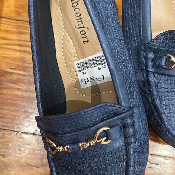 wedges - Picture 2 of 2